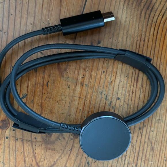 Lot of 10 NEW Authentic Samsung Galaxy Watch 3 4 5 Wireless Chargers - Picture 5 of 6